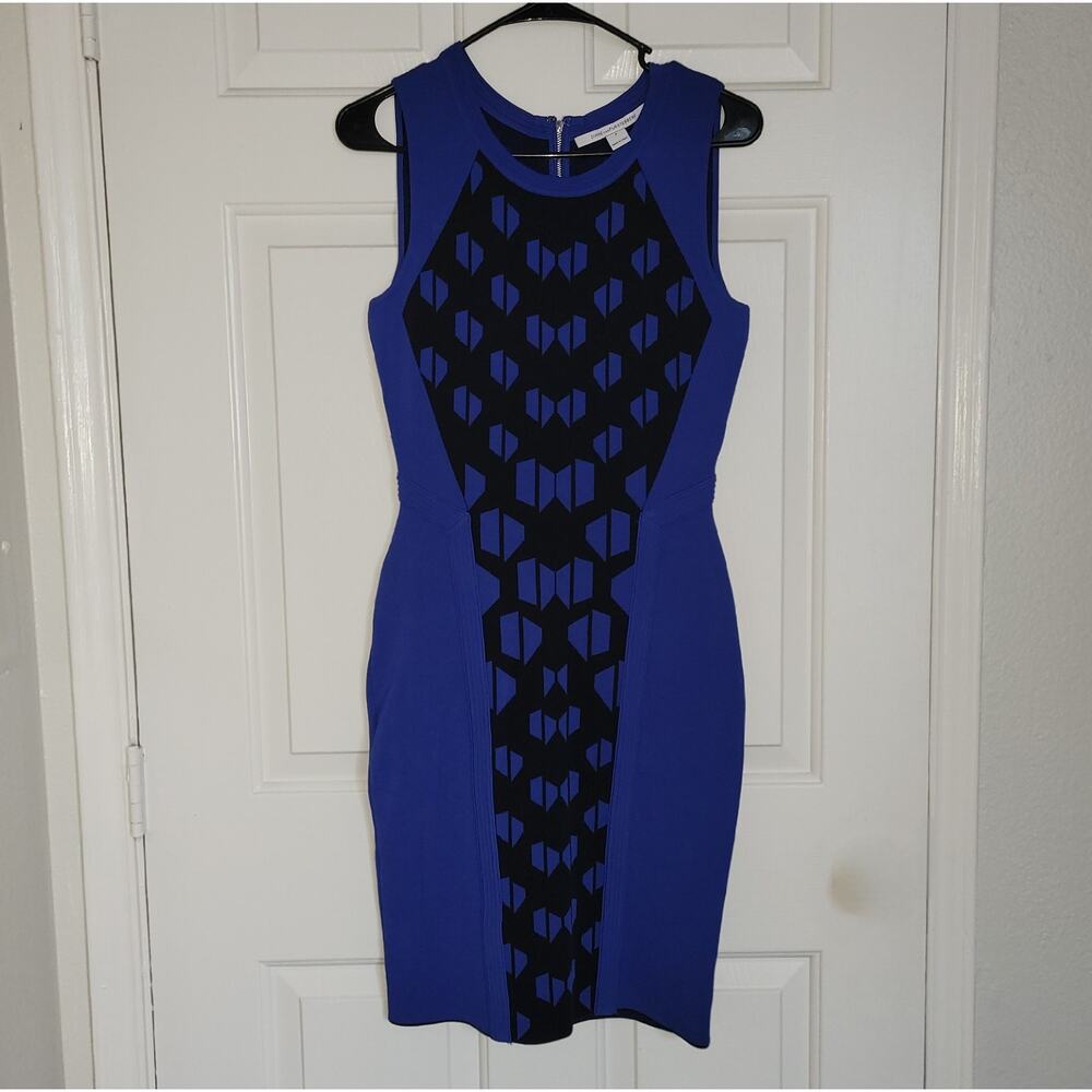 Preloved Diane von Furstenberg Blue Black Print Dress Size P